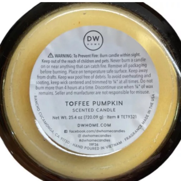 DW Home NWT! F ALL TOFFEE PUMPKIN 25.4oz JUMBO Dble. WickCandle 90 HR. Burn Time - Picture 3 of 3